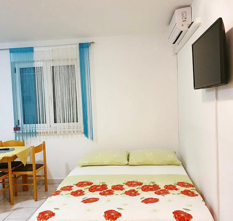 Guesthouse Pejo Poreč Extérieur photo