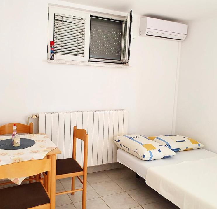 Guesthouse Pejo Poreč Extérieur photo